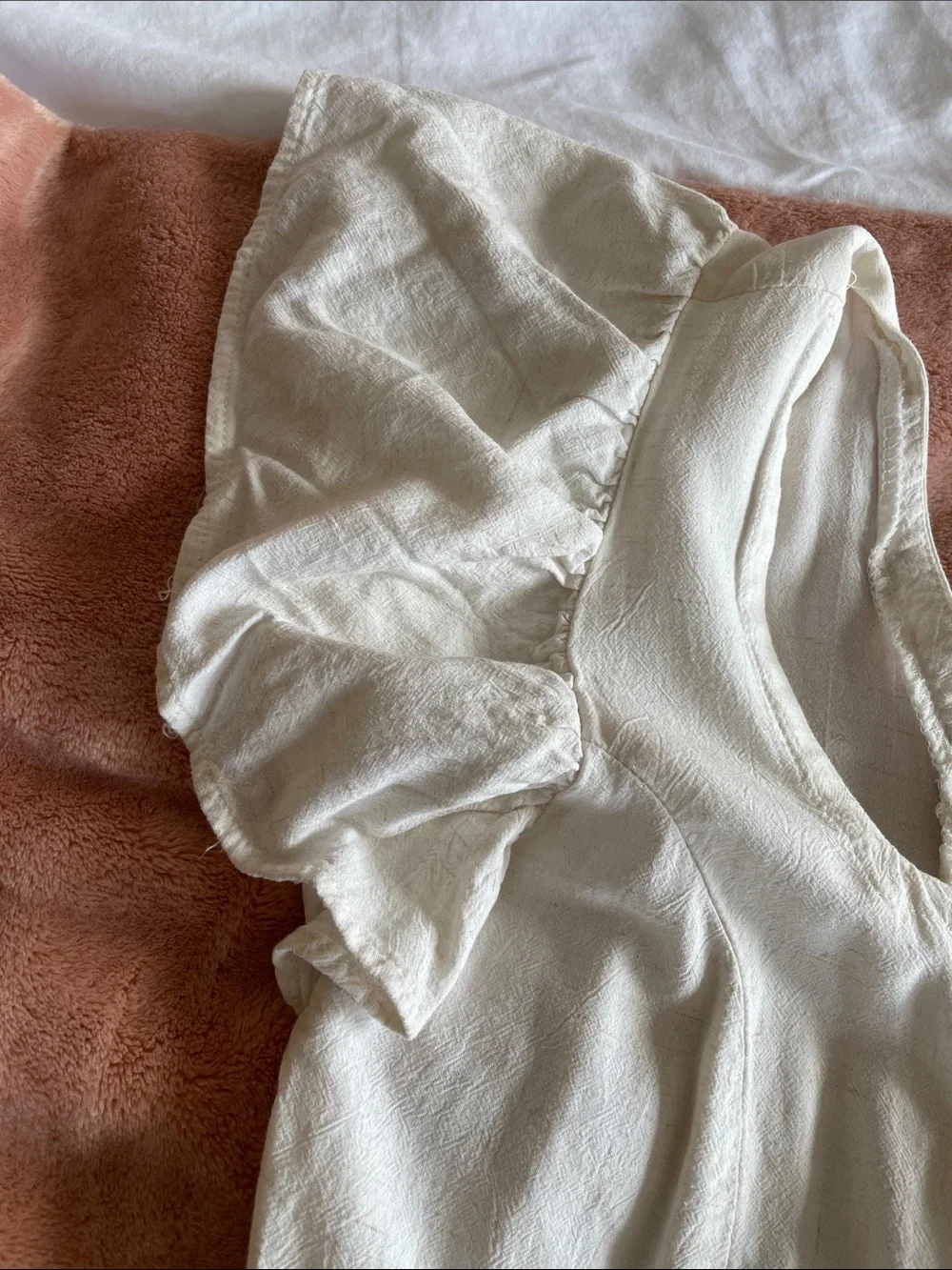 Universal Thread Cream Ruffle Sleeve Button-Front Top - Picture 4 of 8